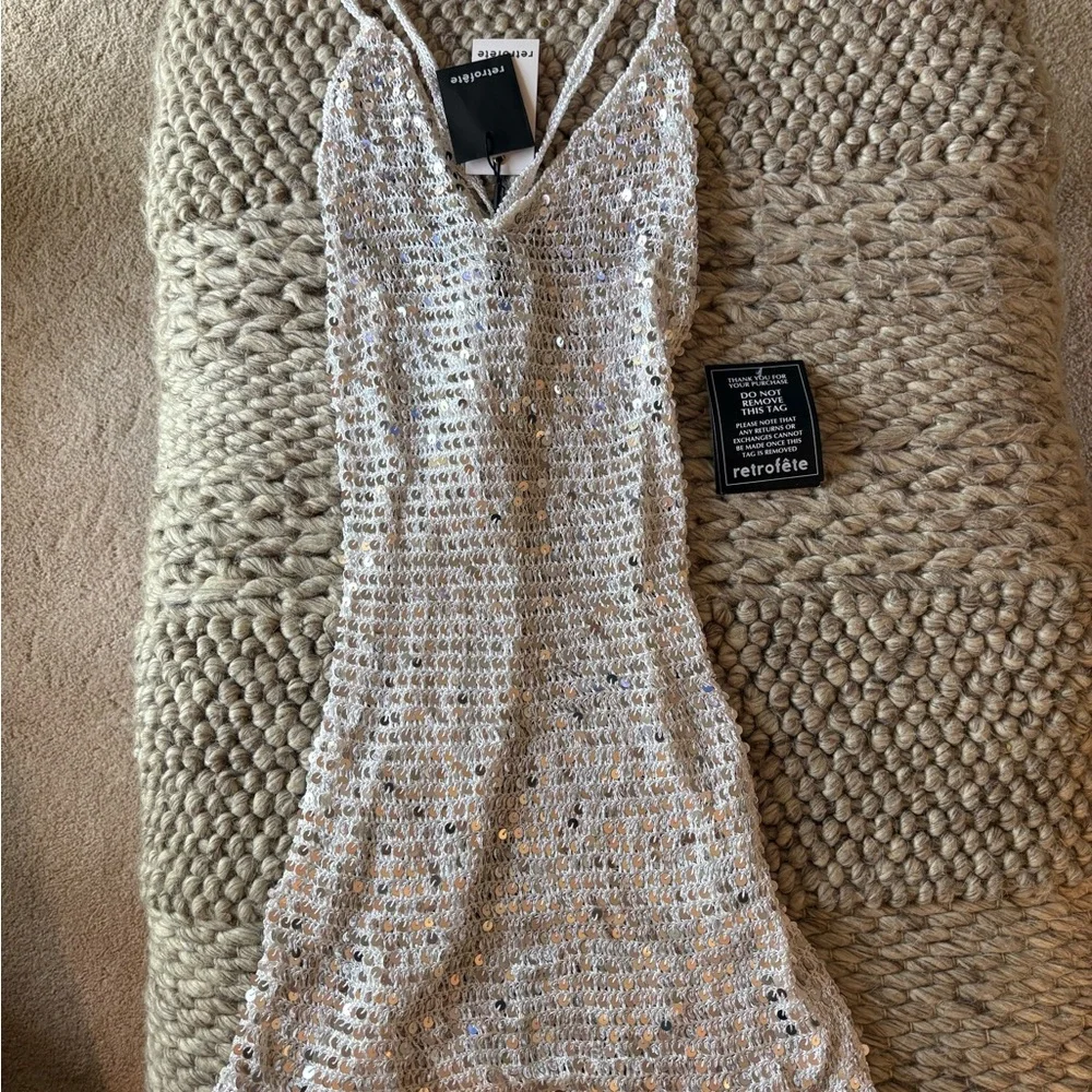 BRAND NEW RETROFETE
Elliana Dress M/L - Picture 3 of 8
